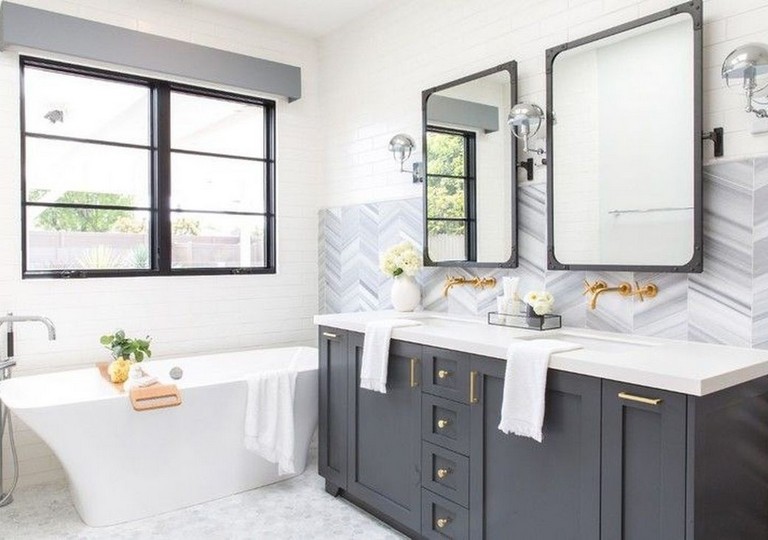 10+ Hanging Bathroom Storage Ideas to Maximize your Small Bathroom Space