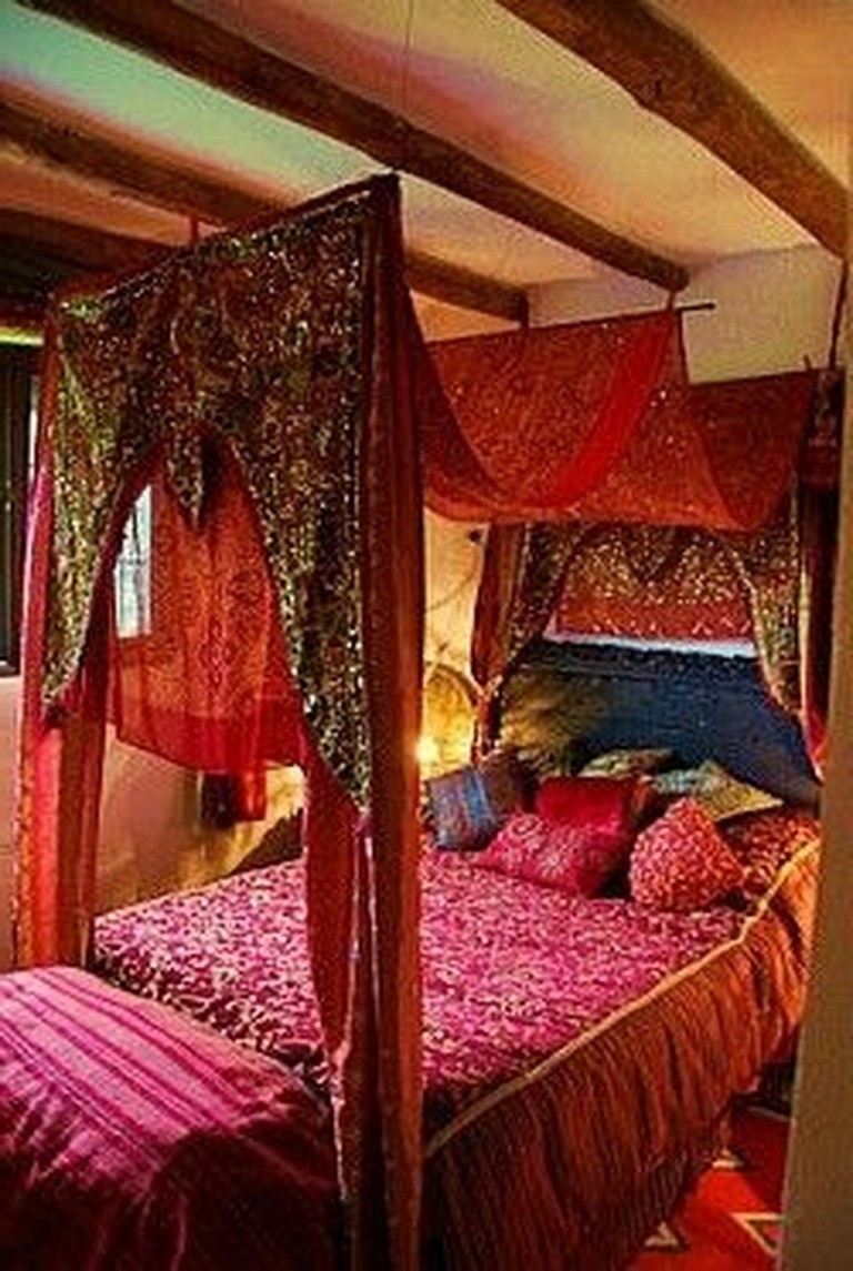 9 Moroccan Bedroom Decoration Ideas