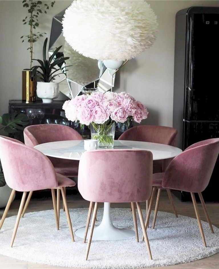 33+ Beautiful Pink Dining Room Chairs Ideas