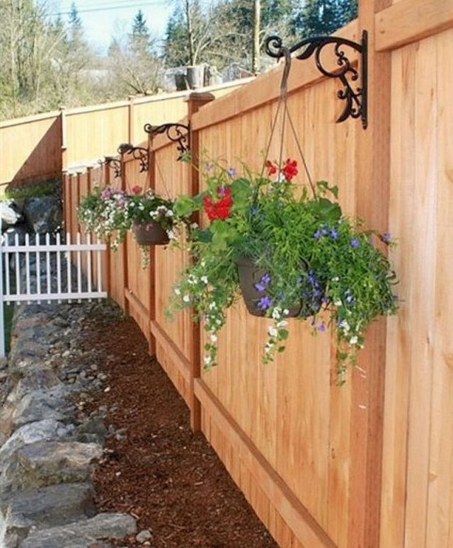 Amazing Fence Ideas for Back Yard and Front Yard - Page 10 of 50